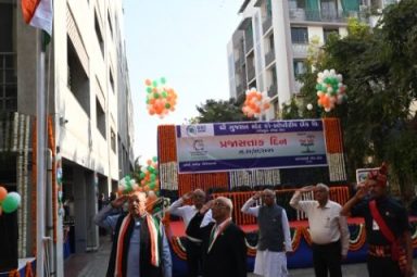 DSC_0002 (Small) DSC_0002 (Small)